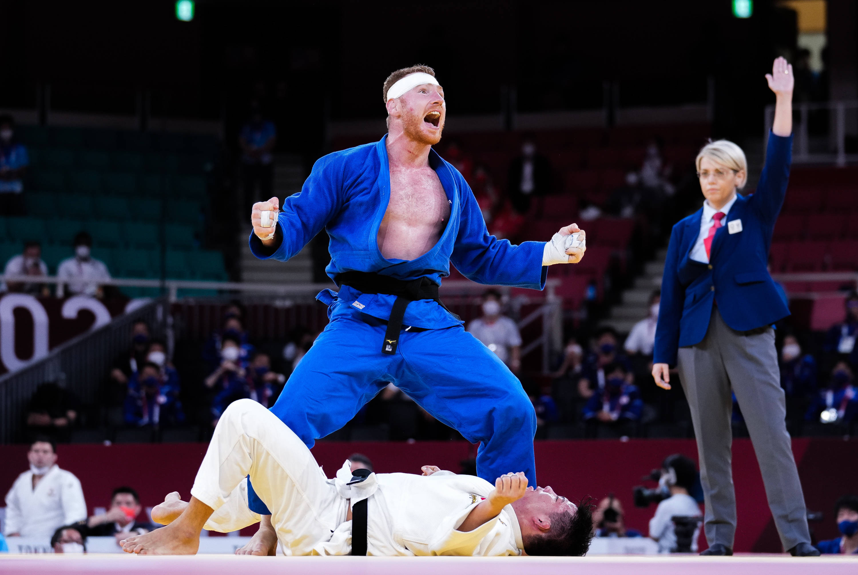  kpl狼队和英超狼队什么关系 