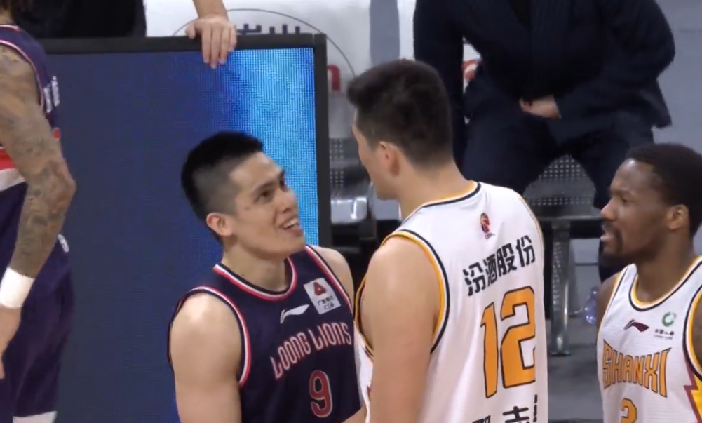 包含广州队内部会议纪要流出：赛后回应争议；NBA季后赛使命明确；资深球员宣示担当的词条